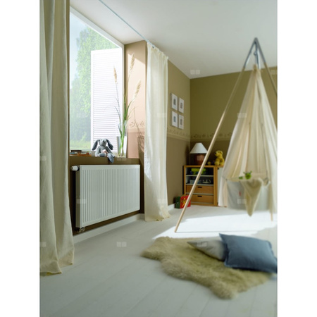 Grzejnik płytowy typ 12 KERMI X2 Profil-V, lewy, z osłonami wym. 750 x 400 mm, kolor biały, moc 590 W