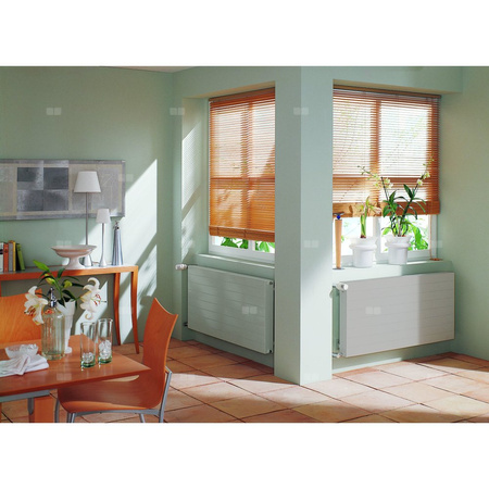 Grzejnik płytowy typ 22 KERMI HHN wym. 490 x 1800 mm, kolor biały, moc 2815 W